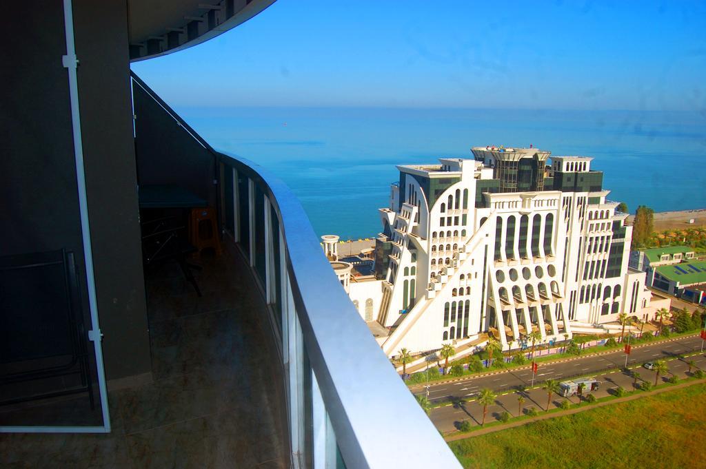 Irina Apartment 1 巴统 外观 照片