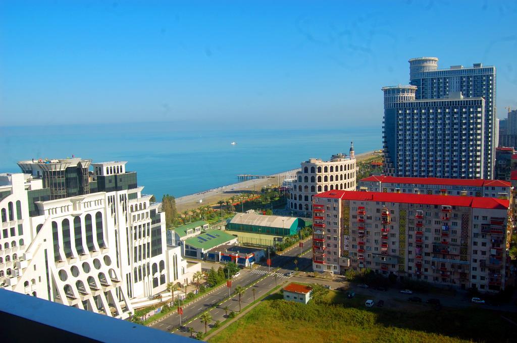 Irina Apartment 1 巴统 外观 照片
